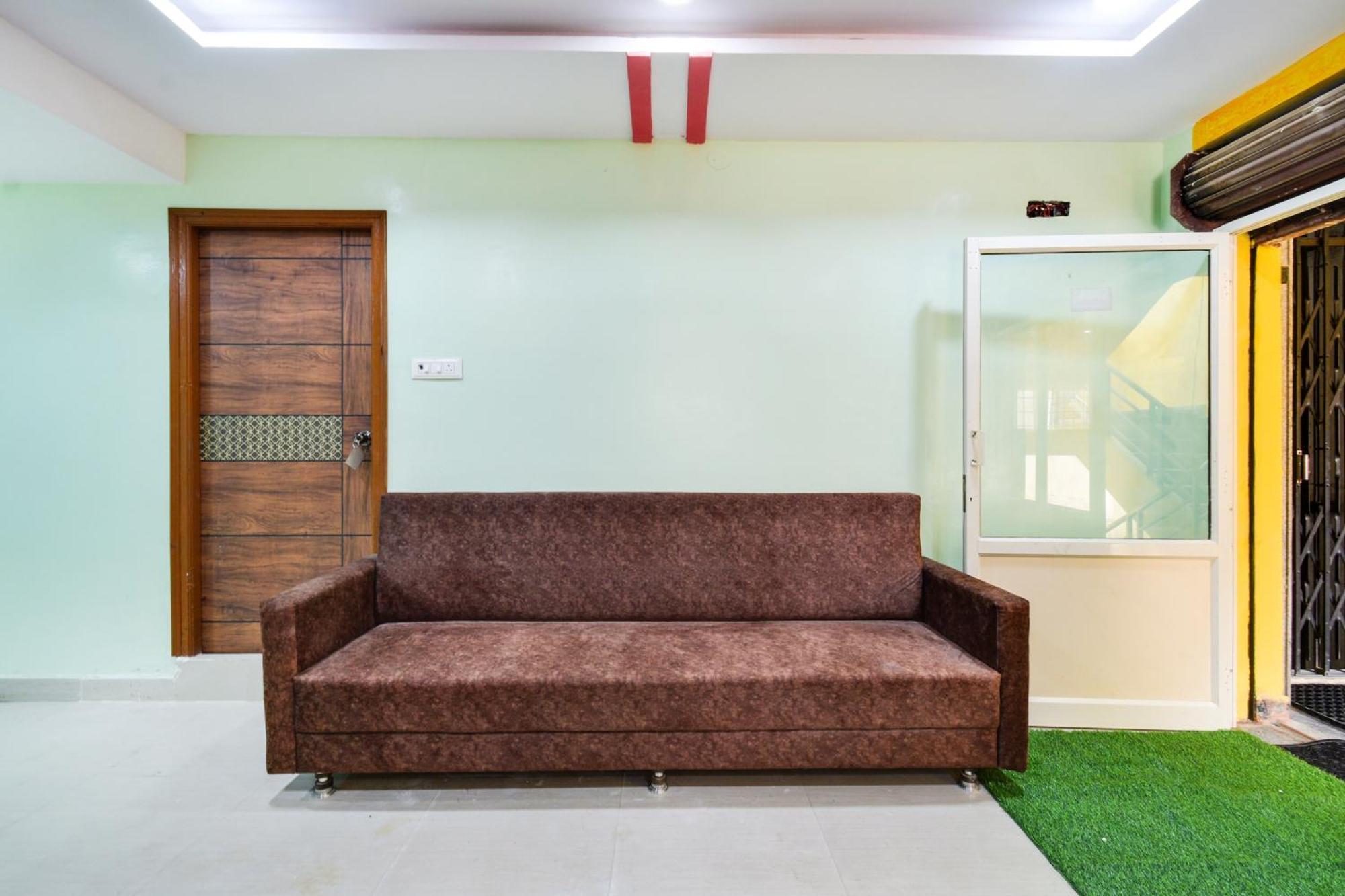 Hotel O Lucky Grand Haydarabad Dış mekan fotoğraf